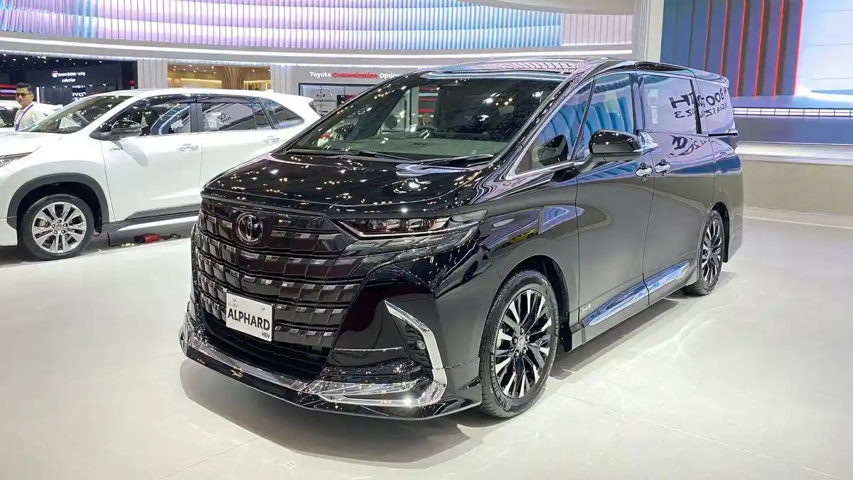 All-New-Alphard-memiliki-opsi-HEV-dengan-efisiensi-mesin-tinggi-powerful-dan-low-emission